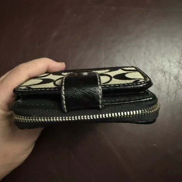 Coach wallet - Picture 3 of 8